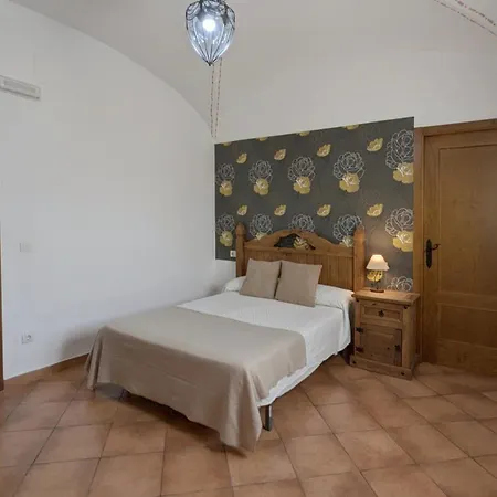 Holiday home Con Piscina Cortinales *