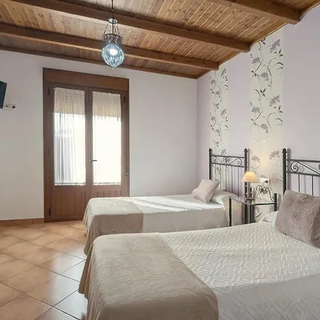 Con Piscina Cortinales Holiday home