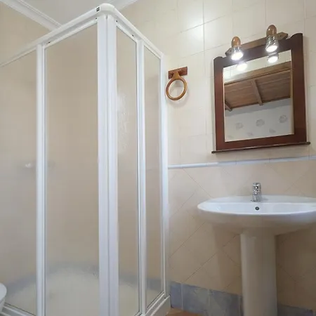 Holiday home Con Piscina Cortinales *